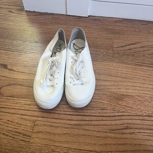 Sam Edelman White Poppy Sneakers - Size 6.5!